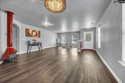 423 Bradington Way photo 4