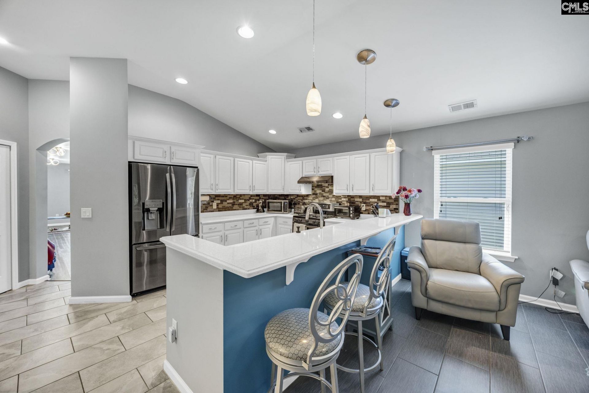 423 Bradington Way  Photo 6