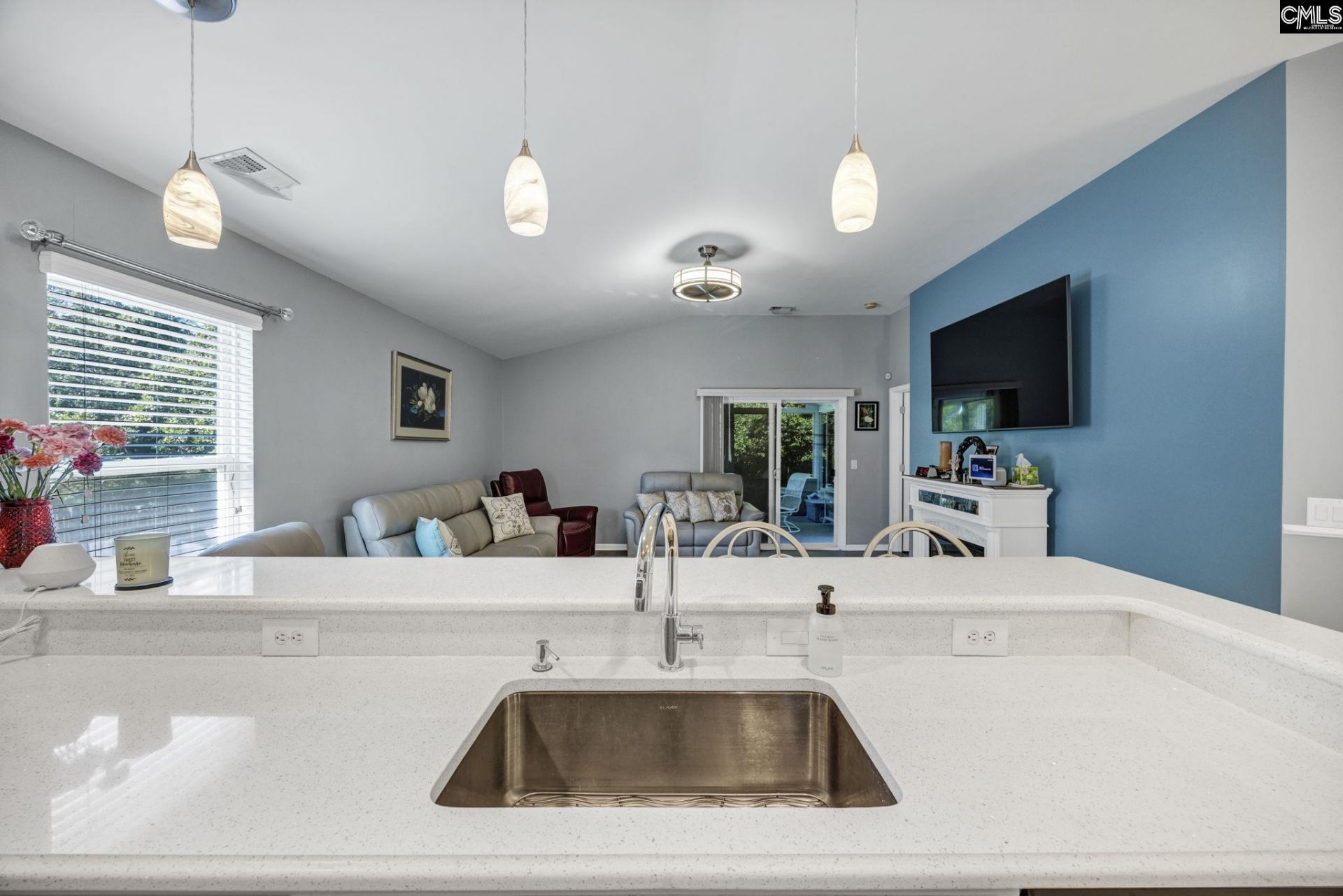 423 Bradington Way Photo 7