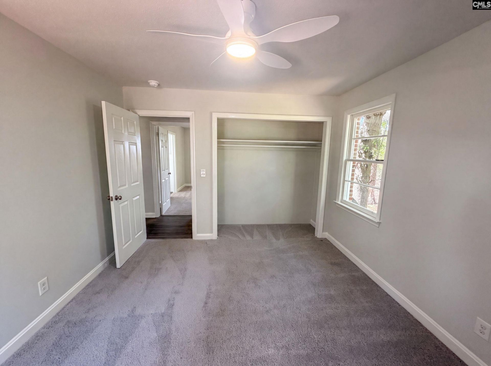 1425 Hollyberry Lane  Photo 16