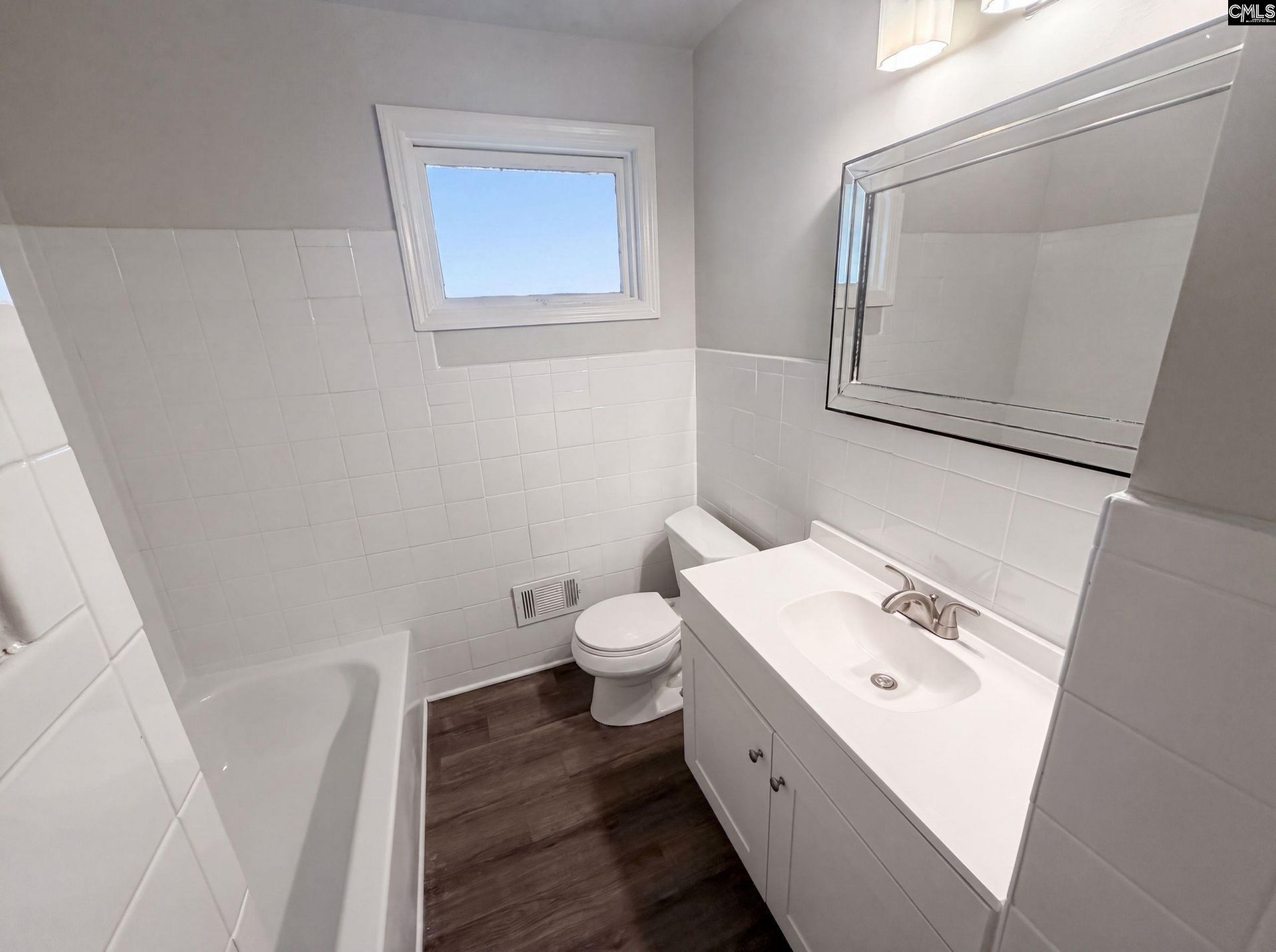 1425 Hollyberry Lane  Photo 20