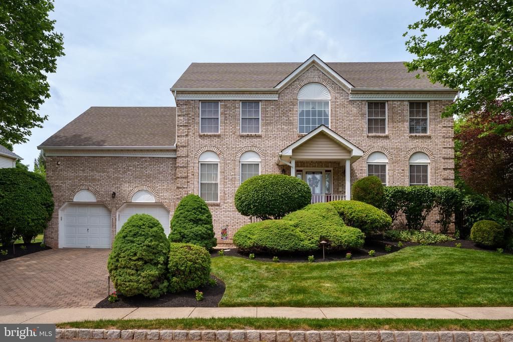 4 Muirhead Court, Belle Mead, NJ 08502 Main Photo