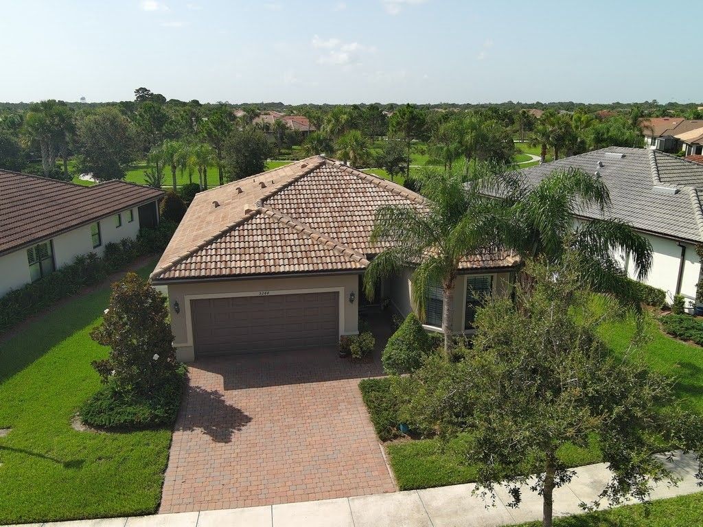 5244 Turtle Creek Circle, Vero Beach, FL 32967 Photo