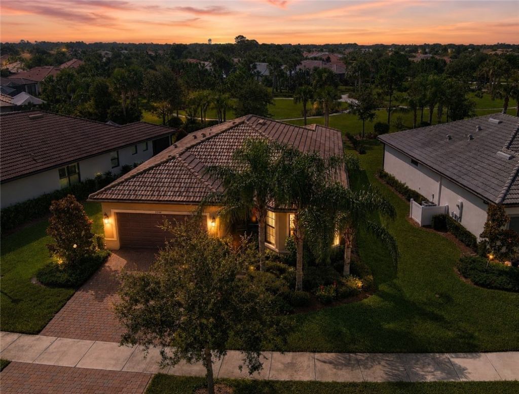 5244 Turtle Creek Circle, Vero Beach, FL 32967 Photo