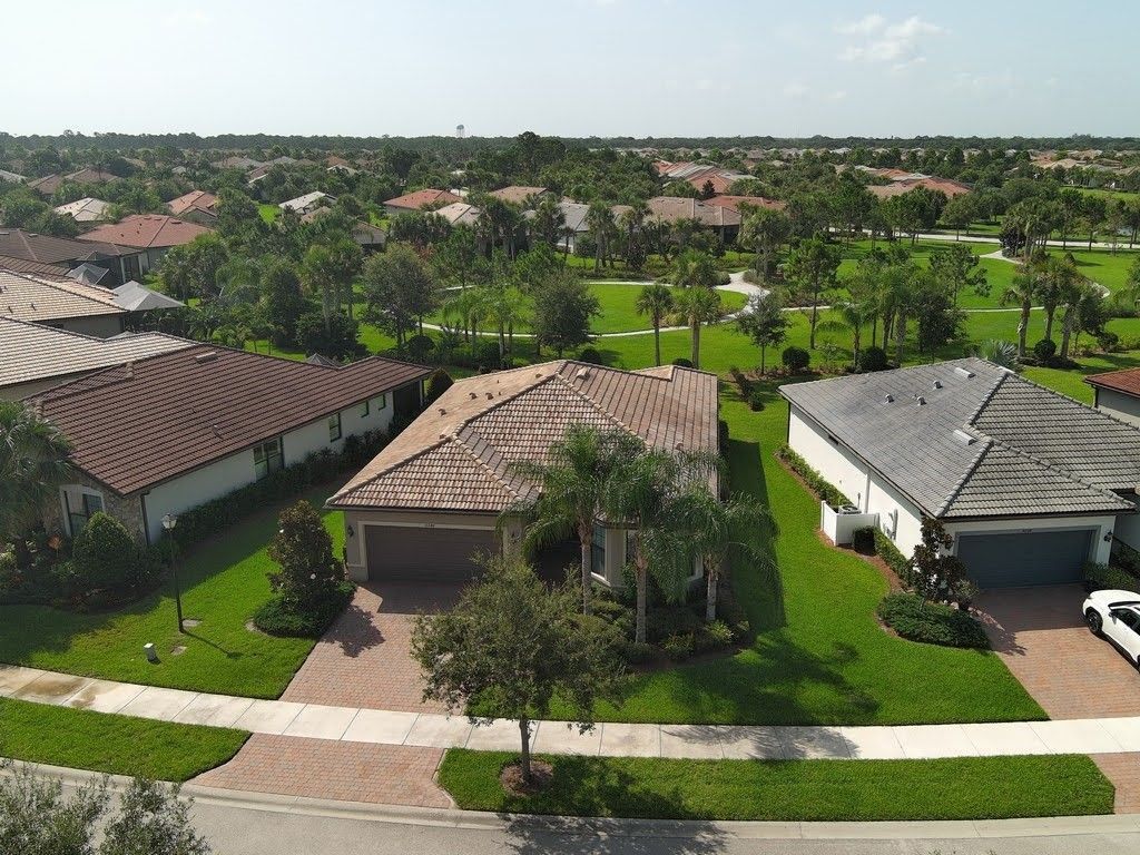 5244 Turtle Creek Circle, Vero Beach, FL 32967 Photo