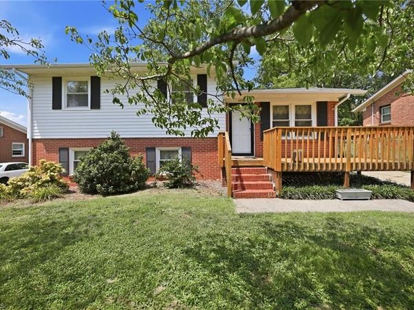 2222 Lynette Drive , Greensboro, NC 27403