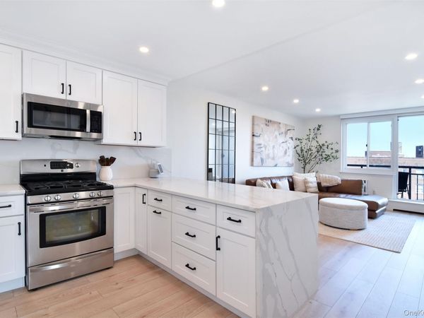 703 Pelham Road , Unit 513, New Rochelle, NY 10805