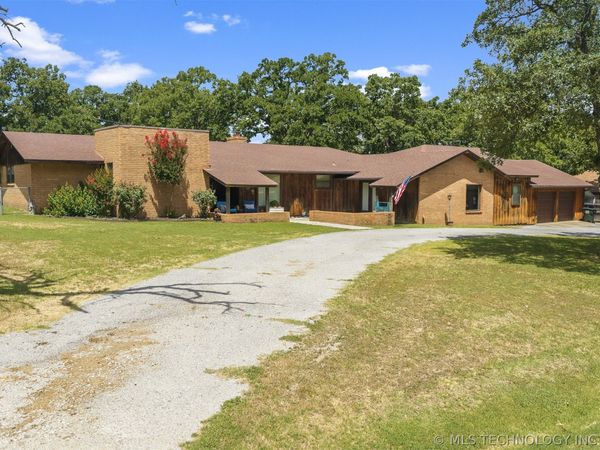 135 Chaparral Street, Lone Grove, OK 73401