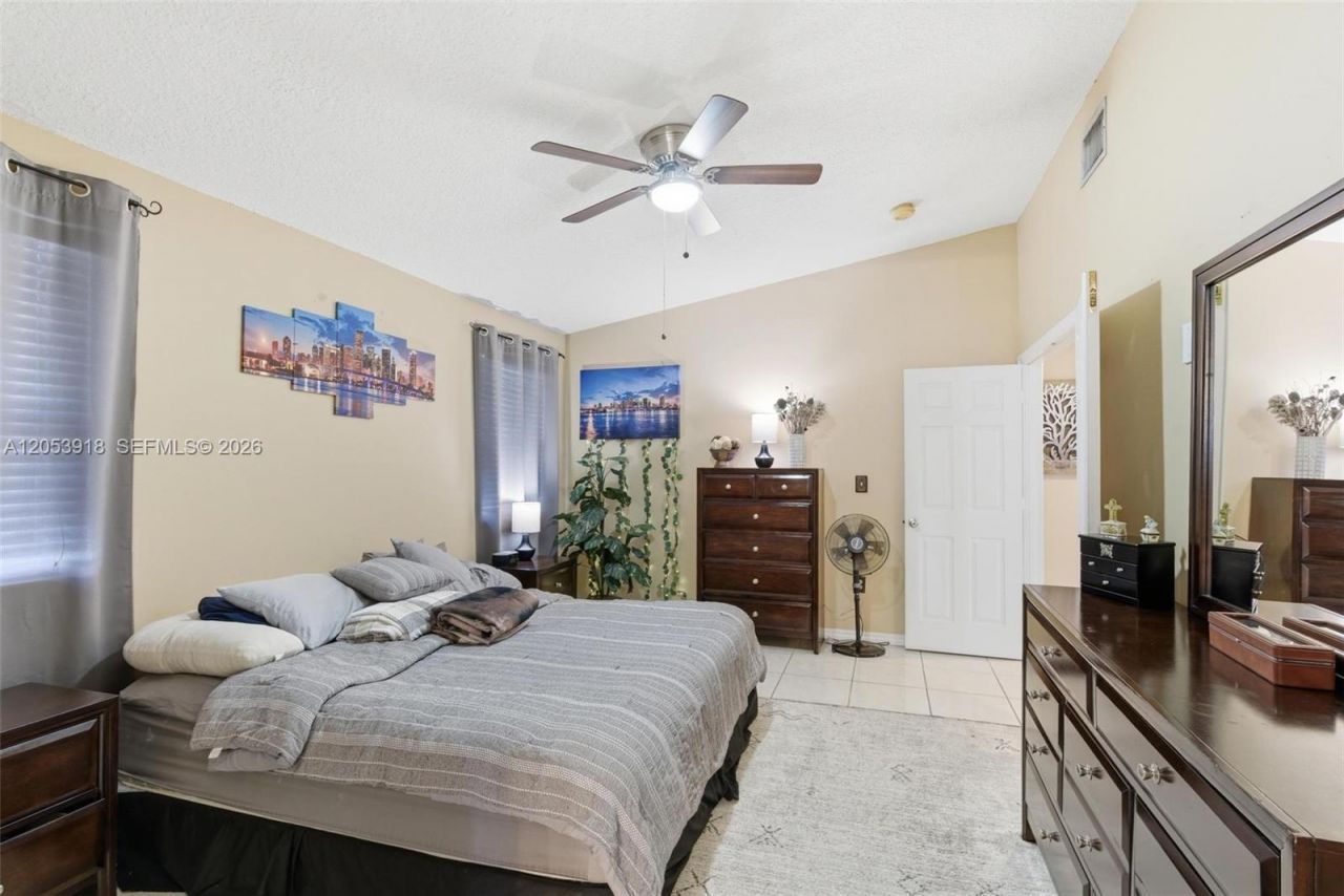 14640 SW 176th Ter , Miami, FL 33177 Photo