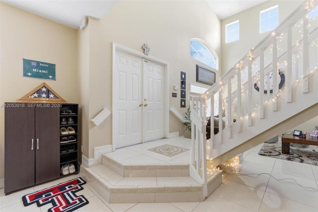 14640 SW 176th Ter , Miami, FL 33177 Photo