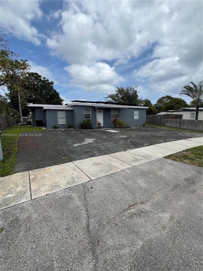 1885 NE 53rd St , Pompano Beach, FL 33064 Photo
