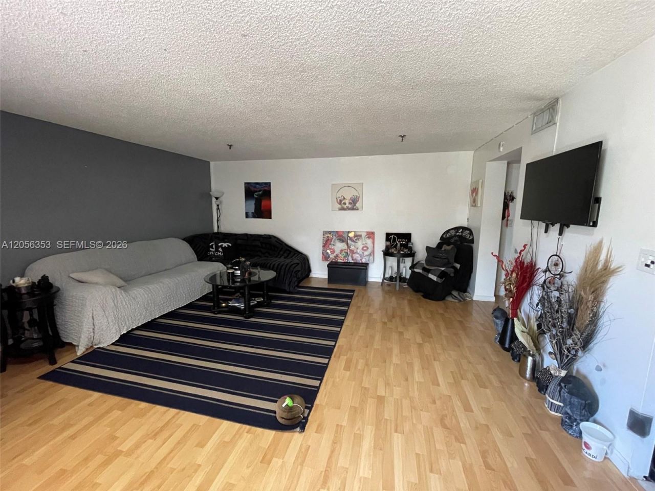 671 NE 195th St , Unit 207-E, Miami, FL 33179 Photo