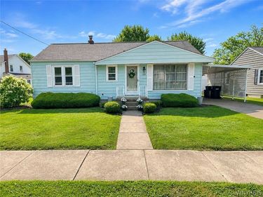 1212 90th Street , Niagara Falls, NY 14304