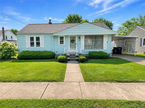 1212 90th Street , Niagara Falls, NY 14304