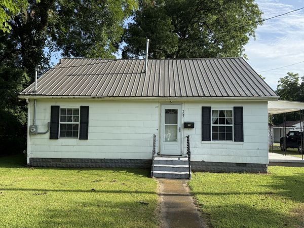 207 Powell St , Decherd, TN 37324