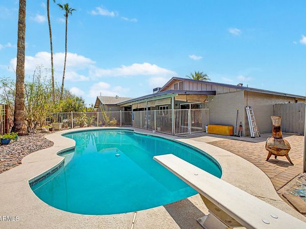 2642 W JUANITA Circle, Mesa, AZ 85202