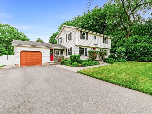 231 Haverhill St, Rowley, MA 01969