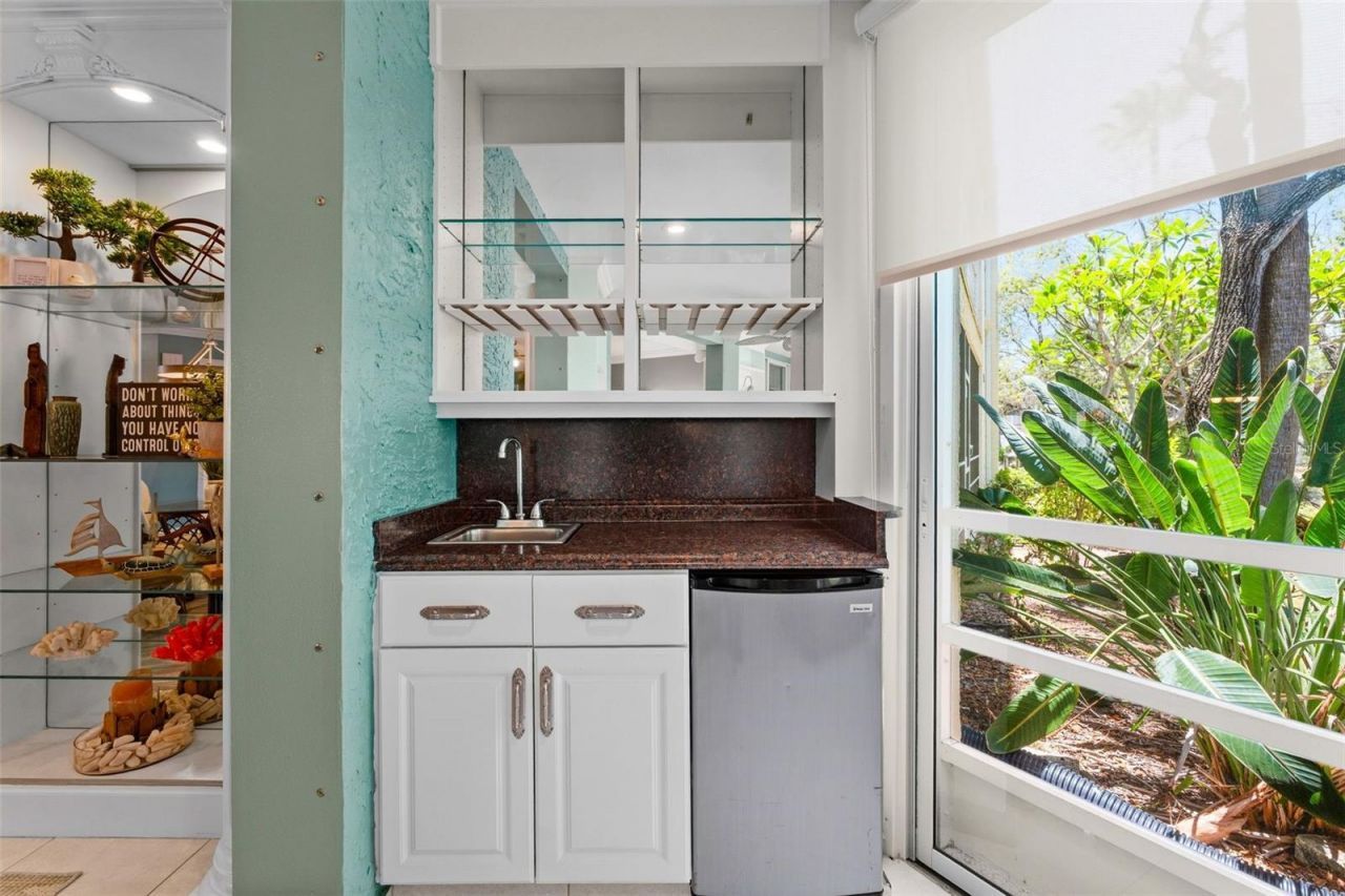 6101 34th Street W, Unit 2B, Bradenton, FL 34210 Photo