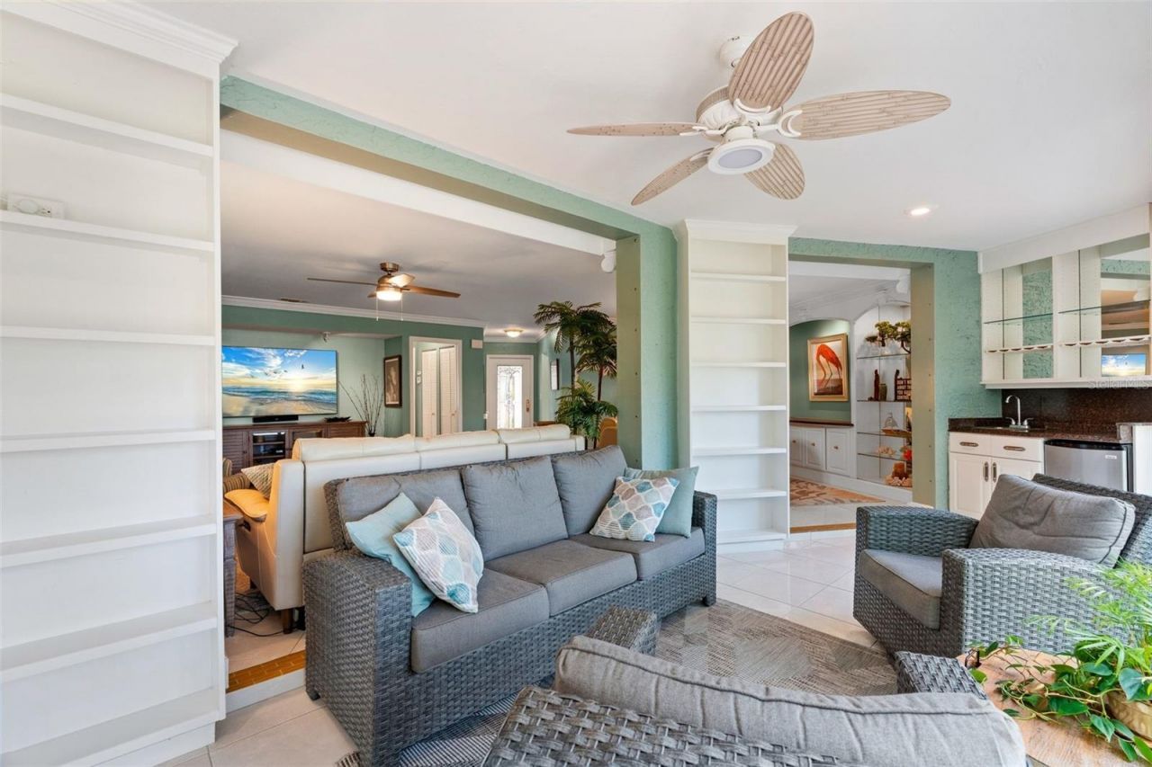 6101 34th Street W, Unit 2B, Bradenton, FL 34210 Photo