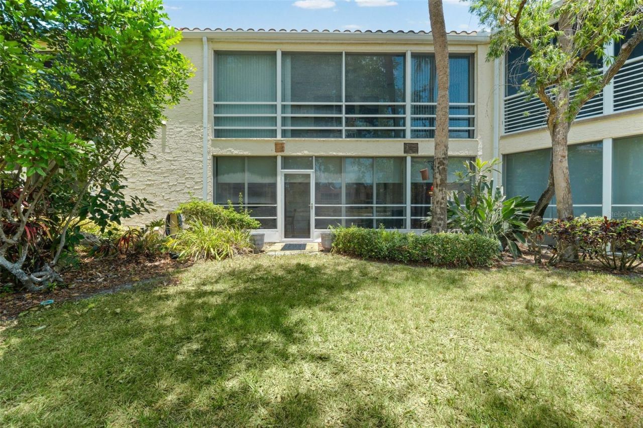 6101 34th Street W, Unit 2B, Bradenton, FL 34210 Photo