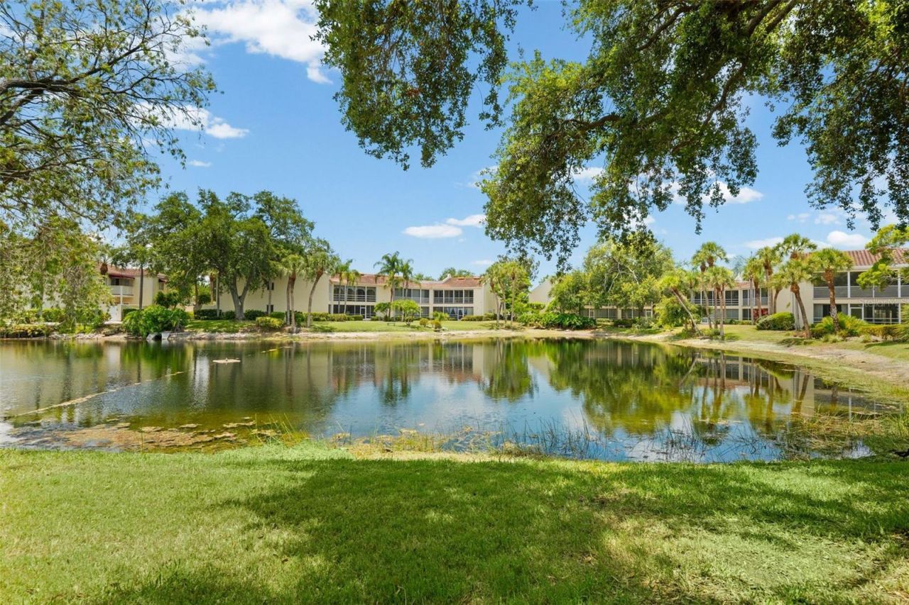 6101 34th Street W, Unit 2B, Bradenton, FL 34210 Photo