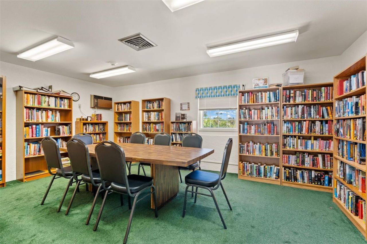 6101 34th Street W, Unit 2B, Bradenton, FL 34210 Photo