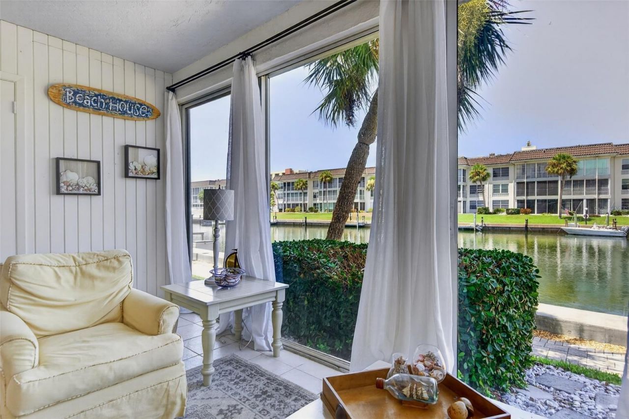 4390 Exeter Drive, Unit 107, Longboat Key, FL 34228 Photo