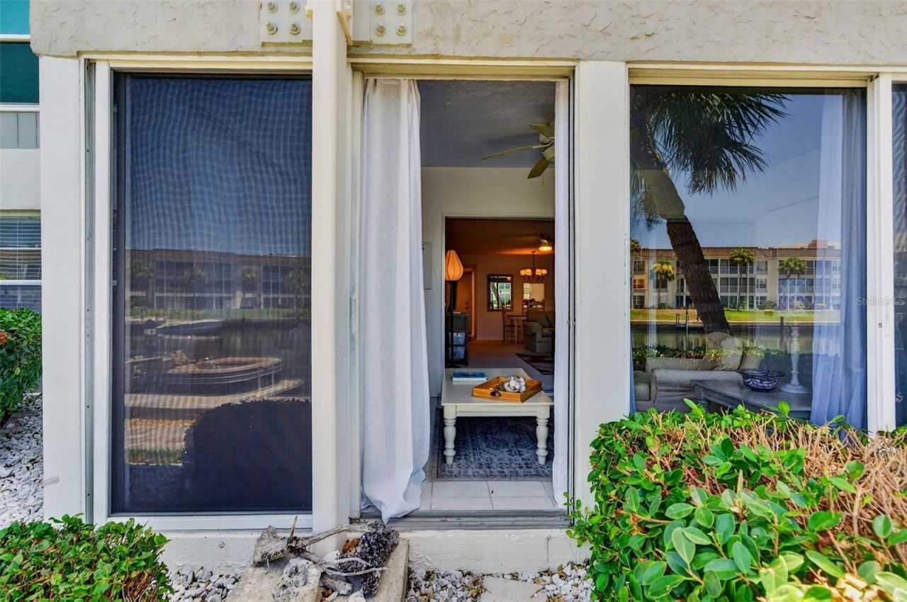 4390 Exeter Drive, Unit 107, Longboat Key, FL 34228 Photo