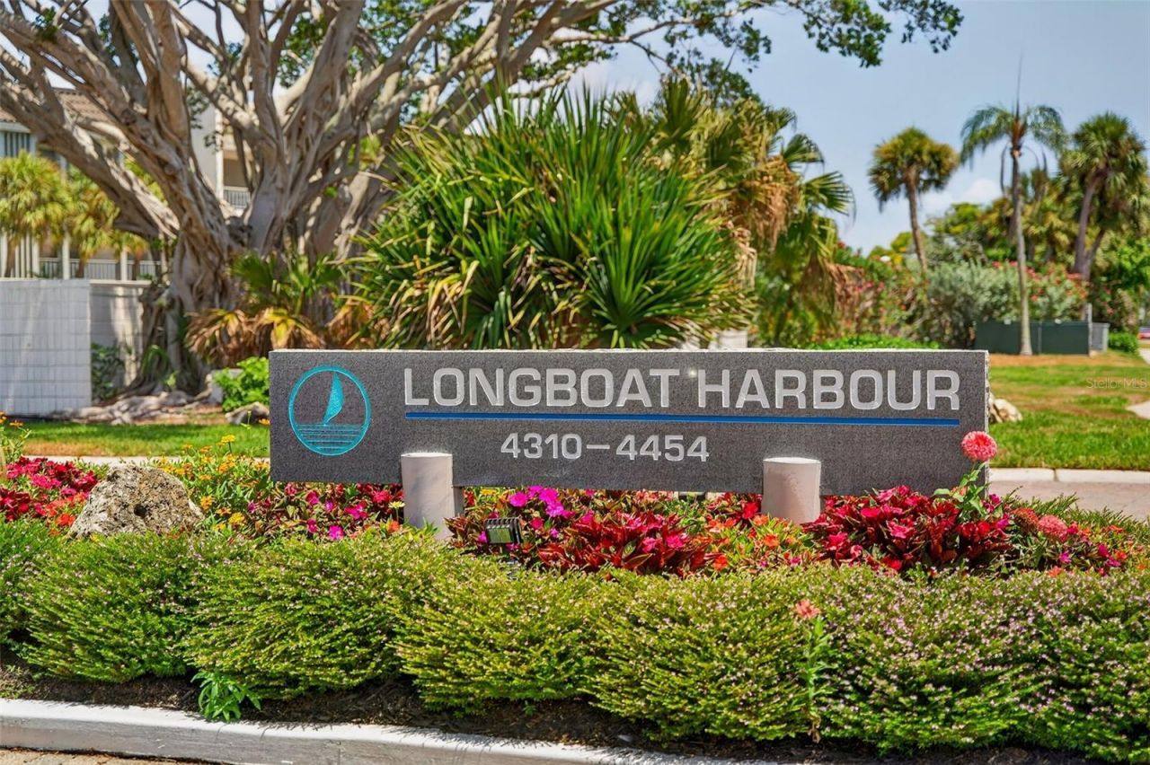4390 Exeter Drive, Unit 107, Longboat Key, FL 34228 Photo