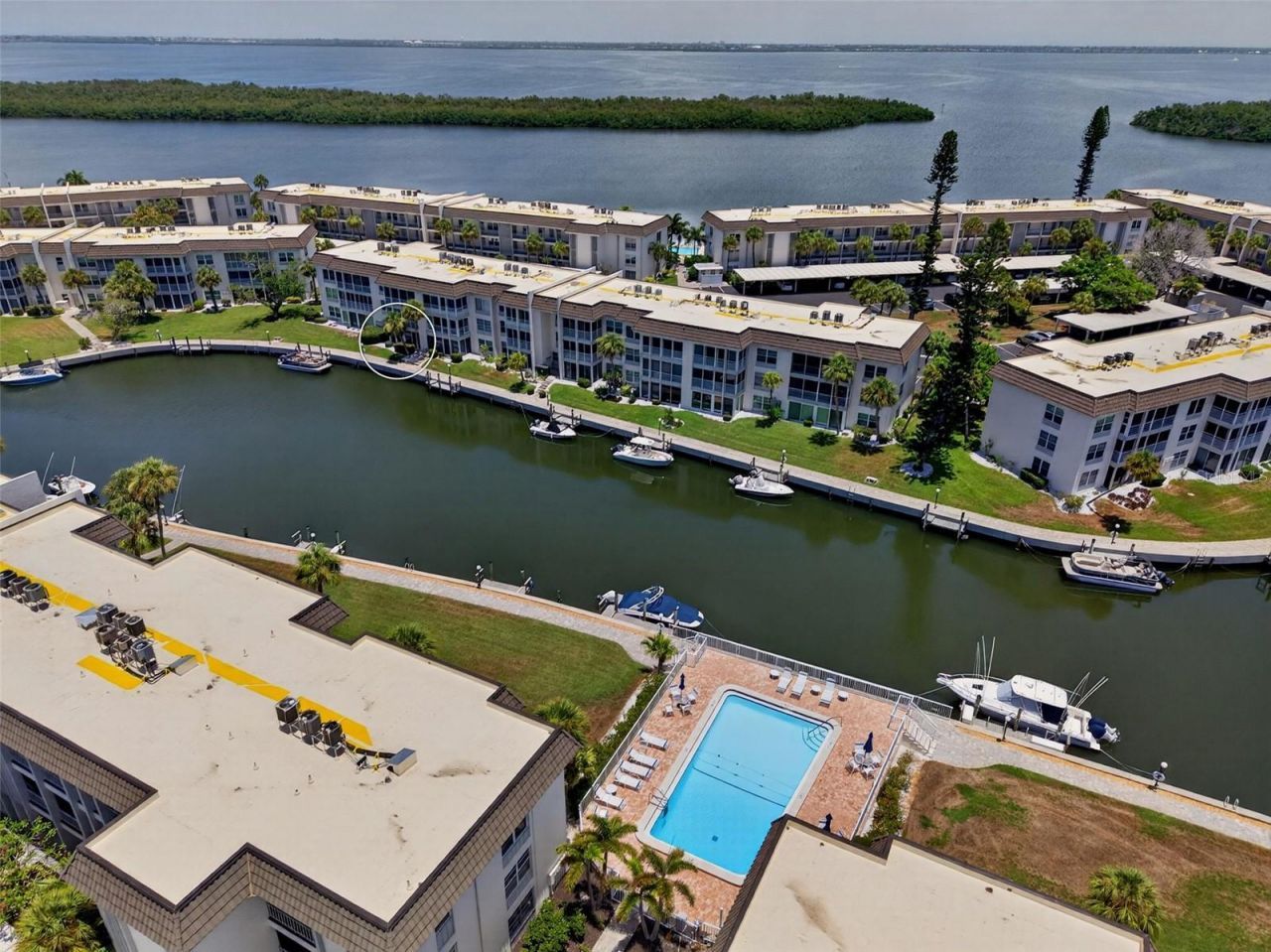 4390 Exeter Drive, Unit 107, Longboat Key, FL 34228 Photo