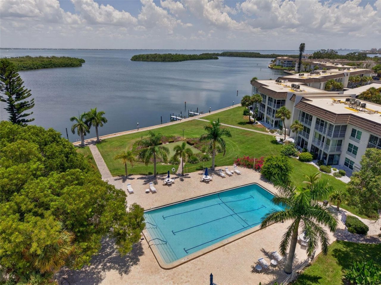 4390 Exeter Drive, Unit 107, Longboat Key, FL 34228 Photo