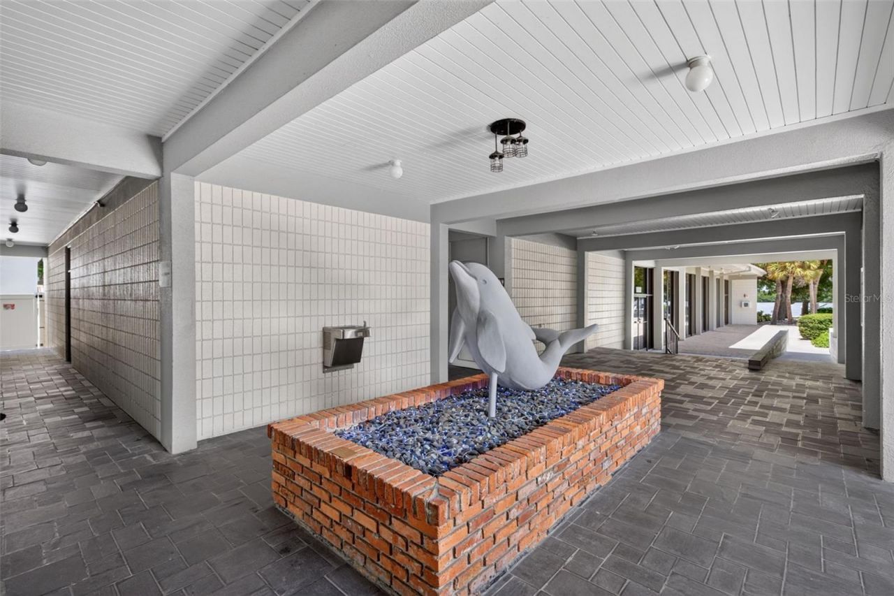4390 Exeter Drive, Unit 107, Longboat Key, FL 34228 Photo