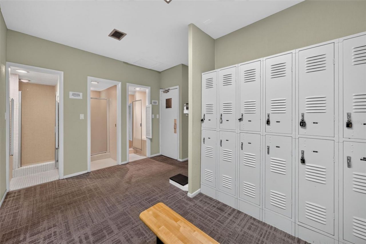 4390 Exeter Drive, Unit 107, Longboat Key, FL 34228 Photo