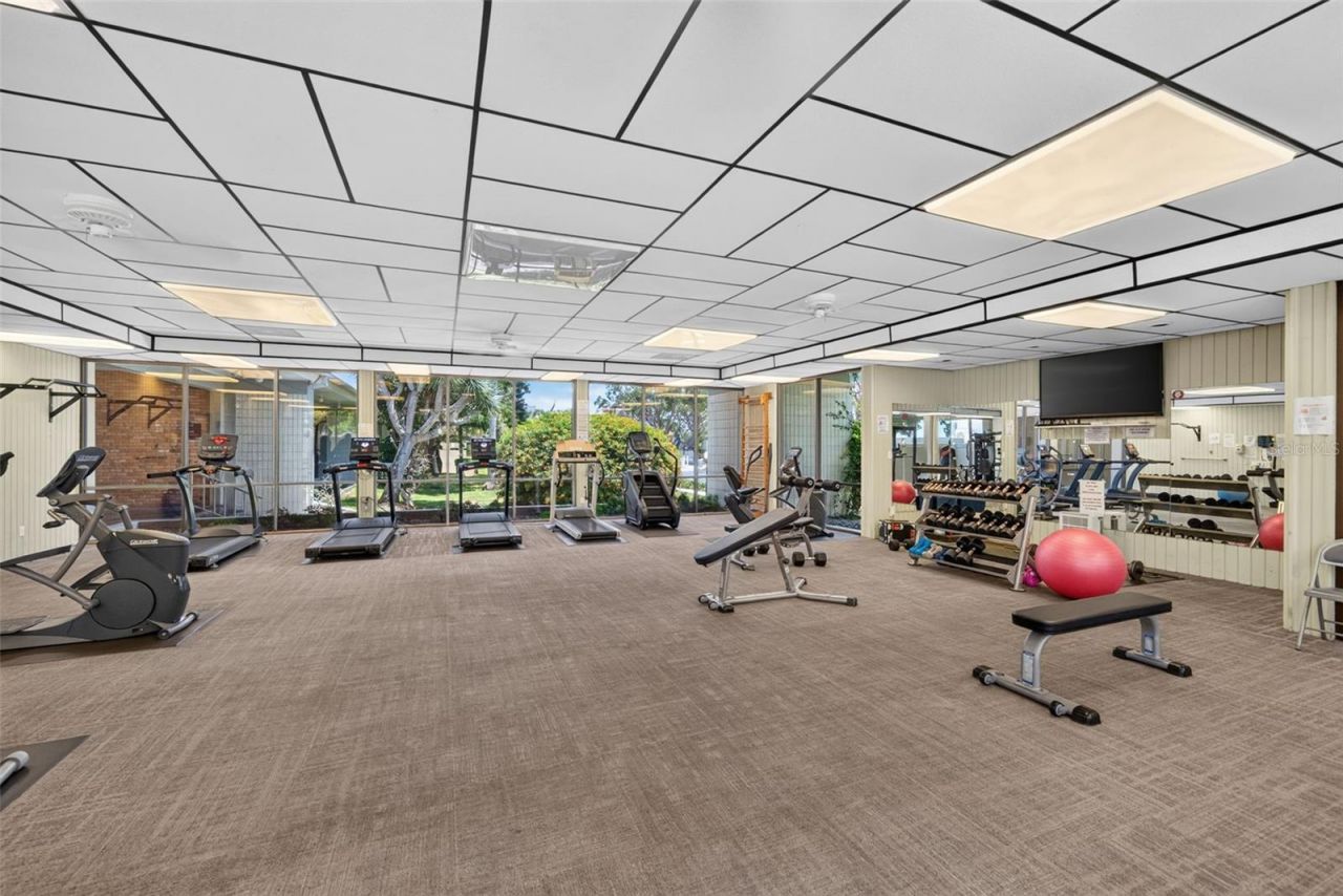 4390 Exeter Drive, Unit 107, Longboat Key, FL 34228 Photo