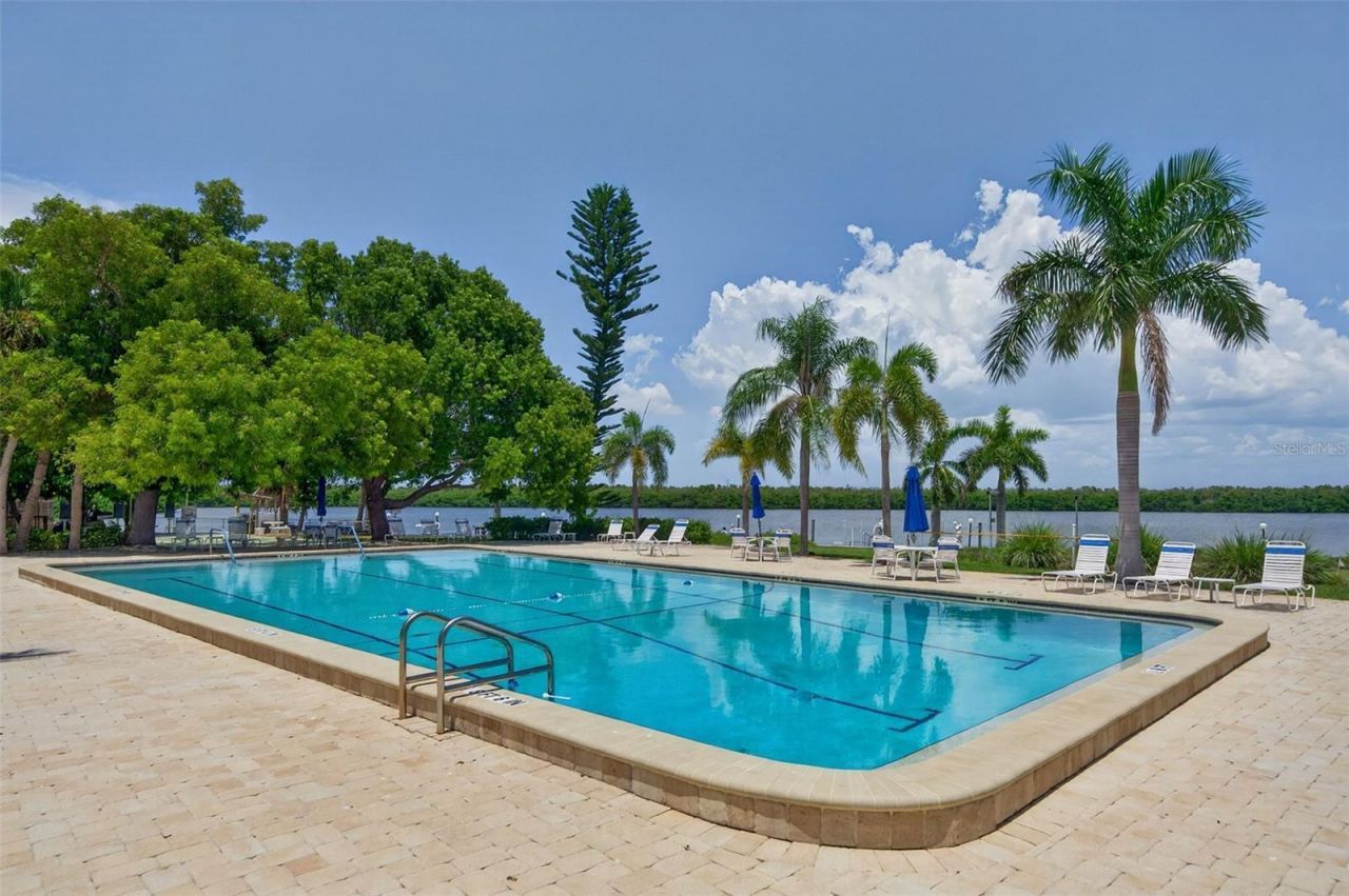 4390 Exeter Drive, Unit 107, Longboat Key, FL 34228 Photo
