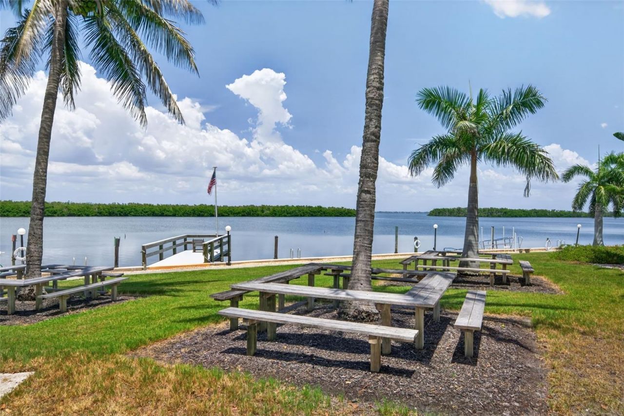 4390 Exeter Drive, Unit 107, Longboat Key, FL 34228 Photo