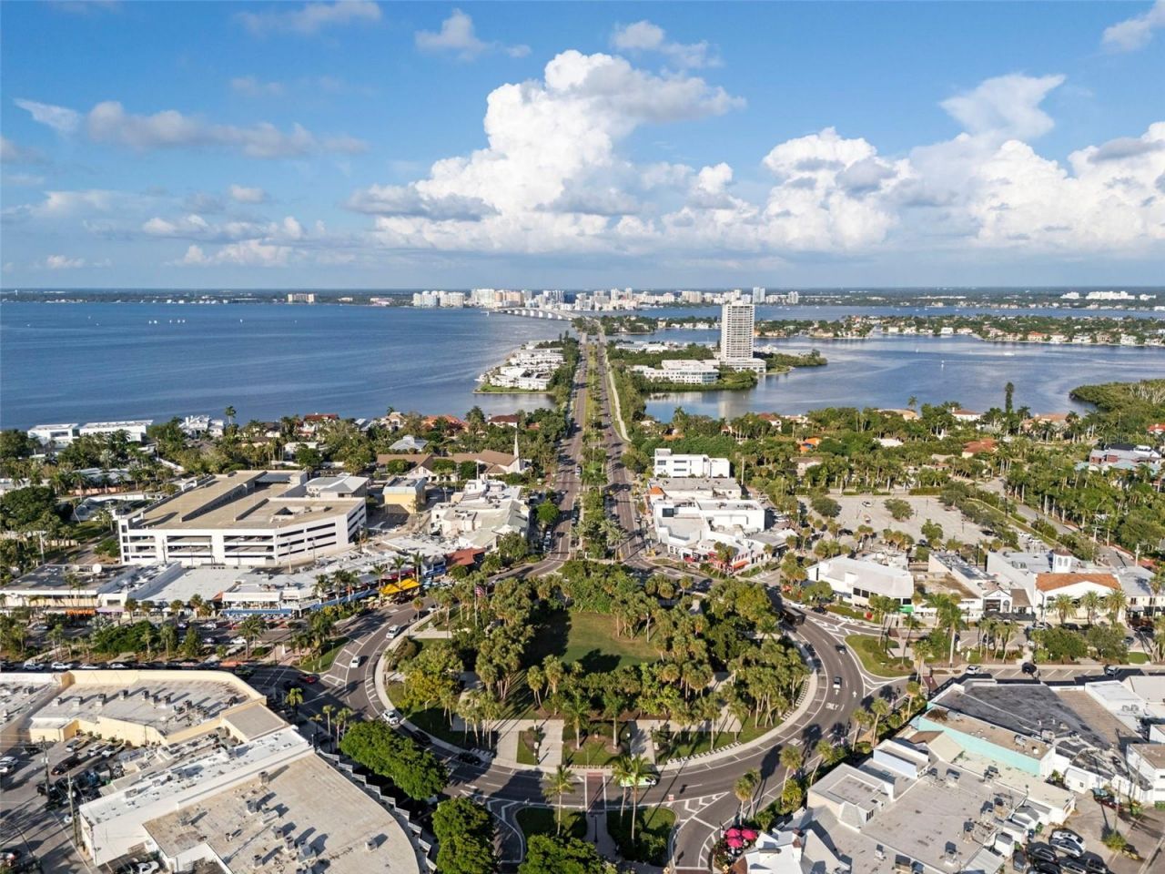 4390 Exeter Drive, Unit 107, Longboat Key, FL 34228 Photo