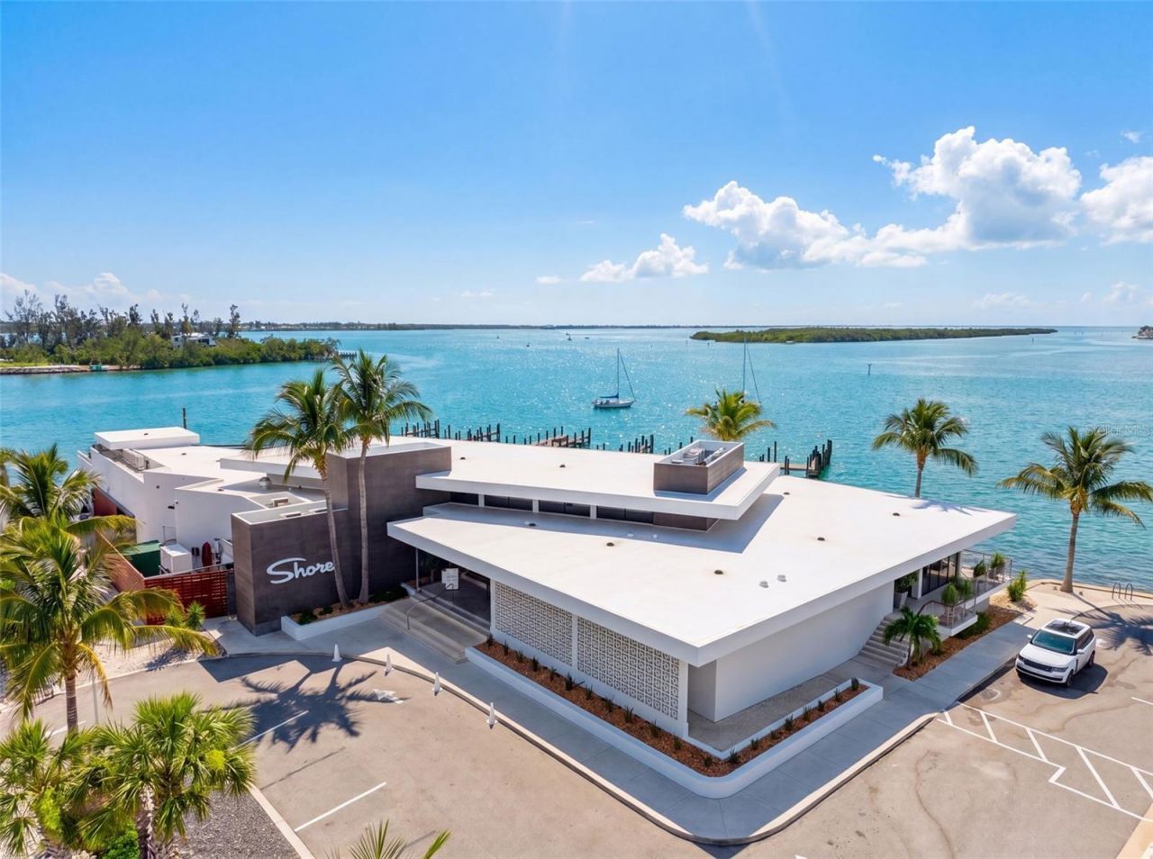 4390 Exeter Drive, Unit 107, Longboat Key, FL 34228 Photo