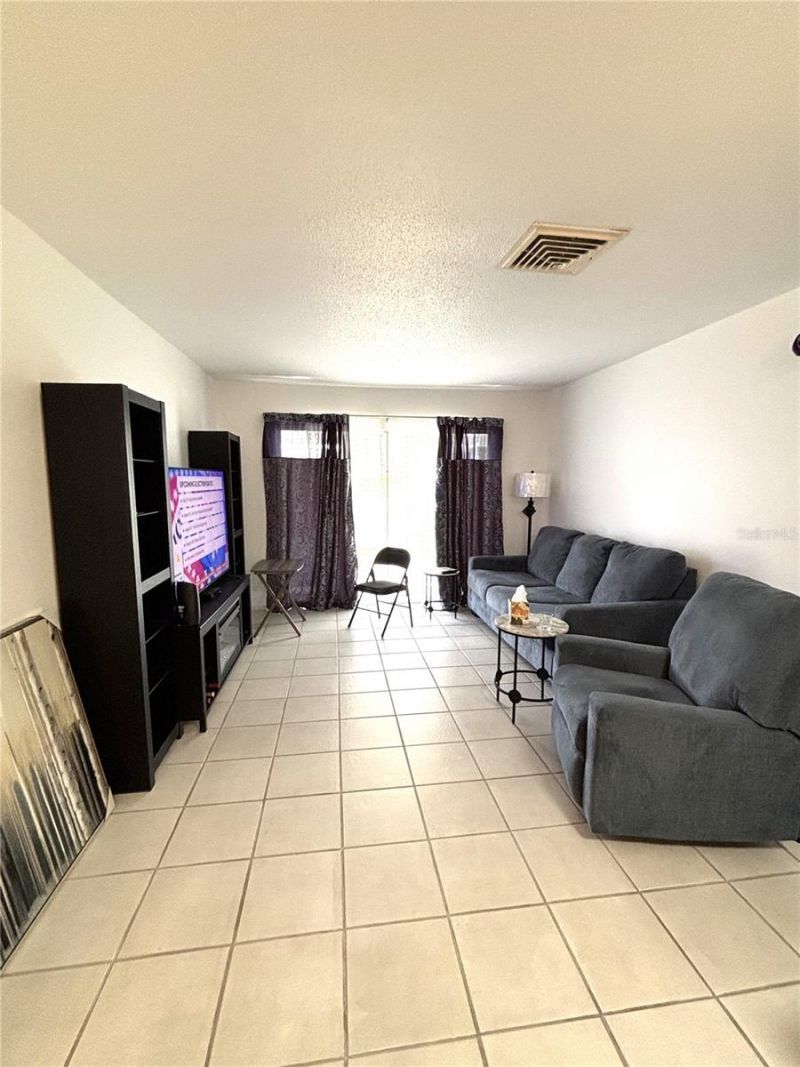 2115 9th Avenue W, Unit 6B, Bradenton, FL 34205 Photo