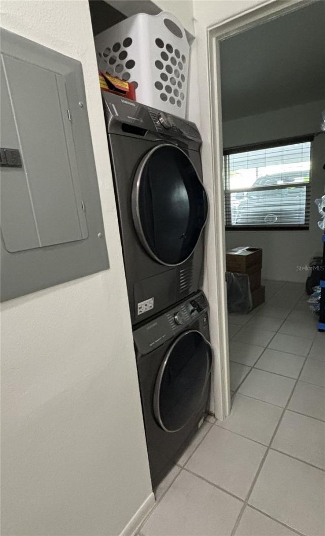 2115 9th Avenue W, Unit 6B, Bradenton, FL 34205 Photo