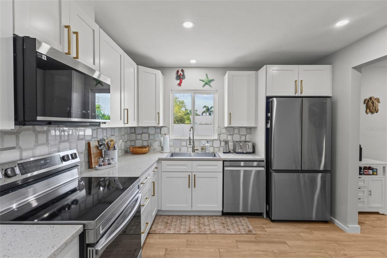 7307 14th Avenue W, Bradenton, FL 34209 Photo