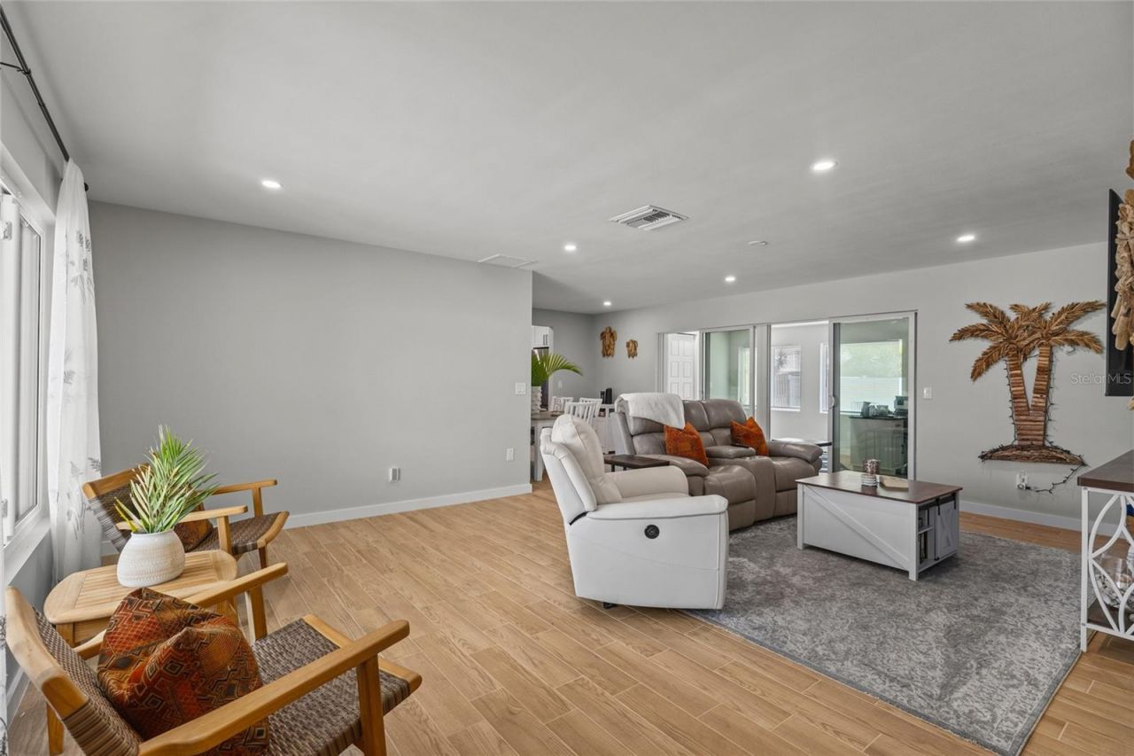 7307 14th Avenue W, Bradenton, FL 34209 Photo