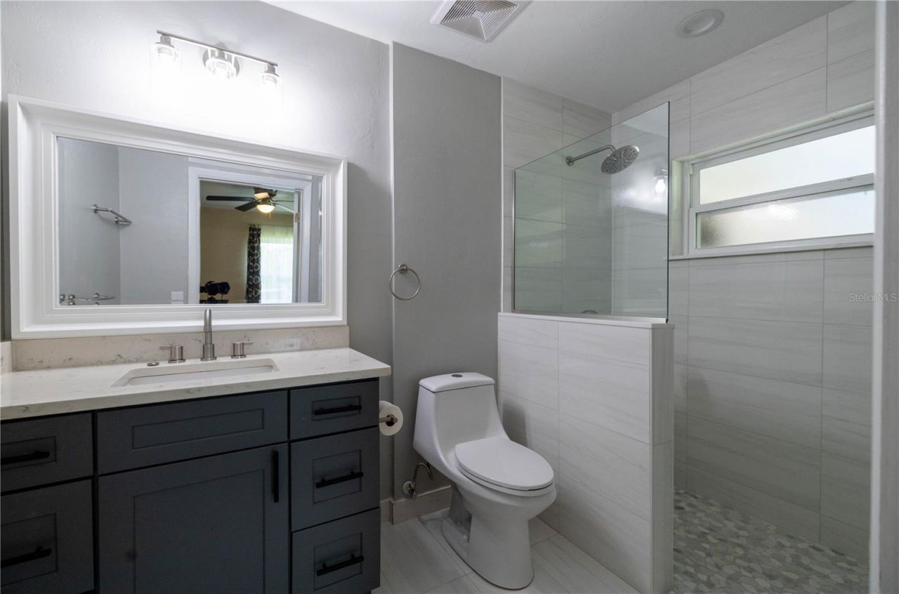 298 N Court Street , Bronson, FL 32621 Photo
