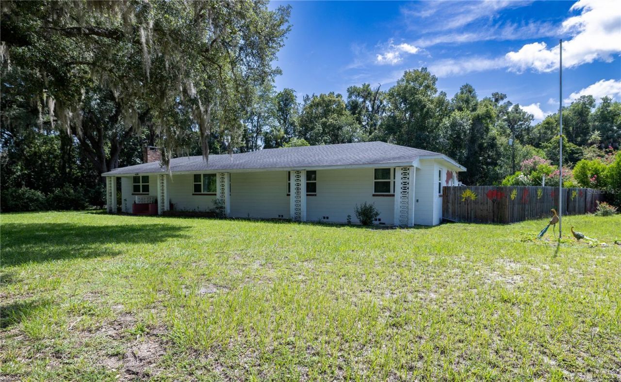 298 N Court Street , Bronson, FL 32621 Photo