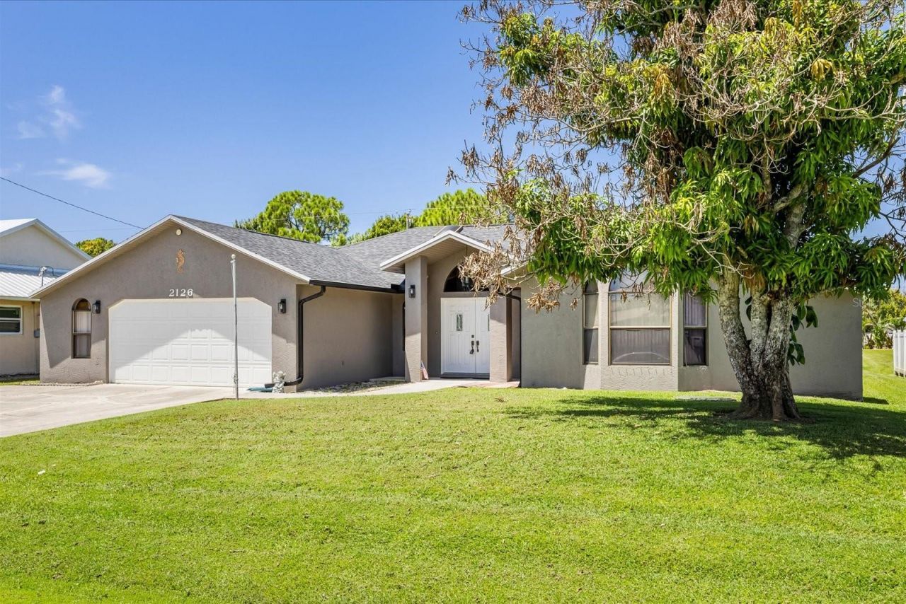 2126 SW Trenton Lane , Port Saint Lucie, FL 34984 Photo