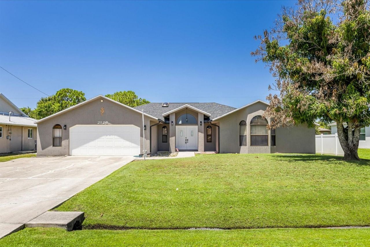 2126 SW Trenton Lane , Port Saint Lucie, FL 34984 Photo