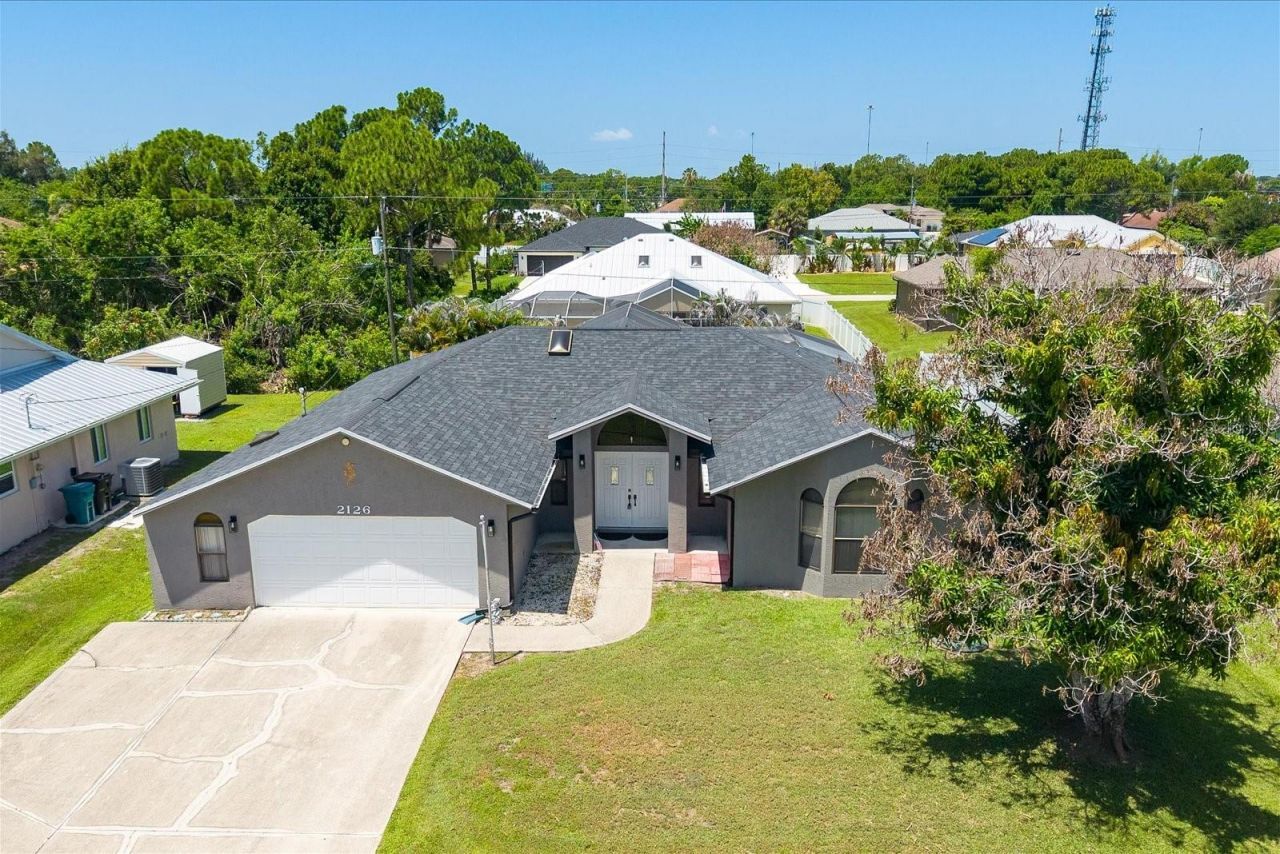 2126 SW Trenton Lane , Port Saint Lucie, FL 34984 Photo