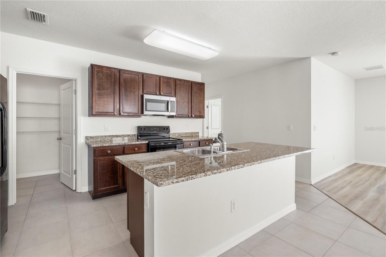 7789 Tuscan Bay Circle, Wesley Chapel, FL 33545 Photo