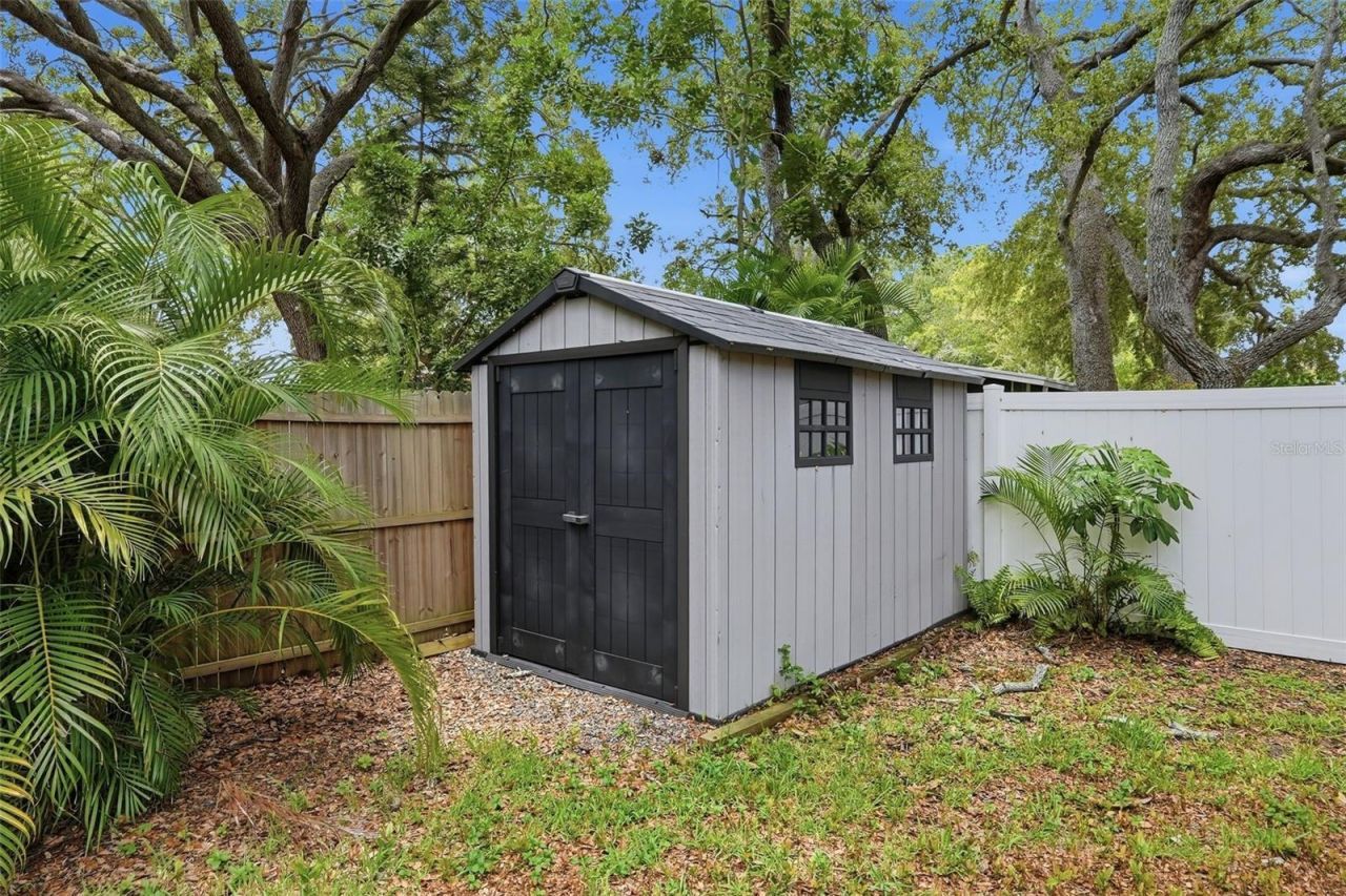 4989 162nd Avenue N, Clearwater, FL 33760 Photo