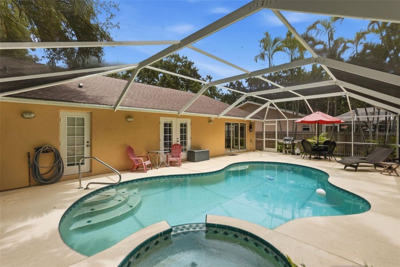 4989 162nd Avenue N, Clearwater, FL 33760 Photo